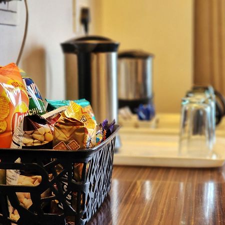 Hotel Surya Шімла Екстер'єр фото