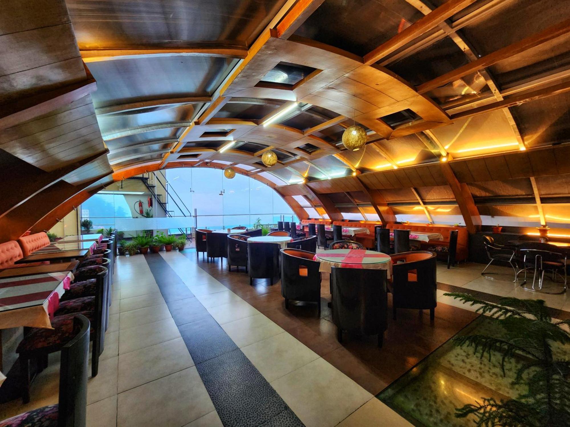 Hotel Surya Шімла Екстер'єр фото